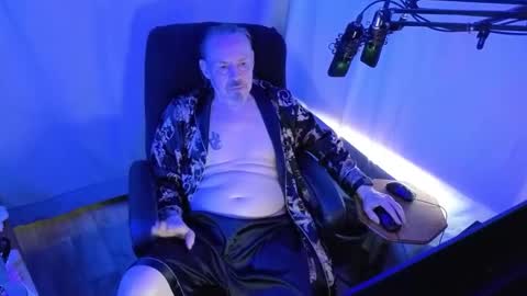 Snapshot of ibrichyrich chatting on 05/22/26, 12:07 Rich online show from 05/22/26, 12:07