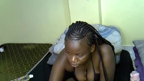 ice_girly online show from 12/04/25, 07:00