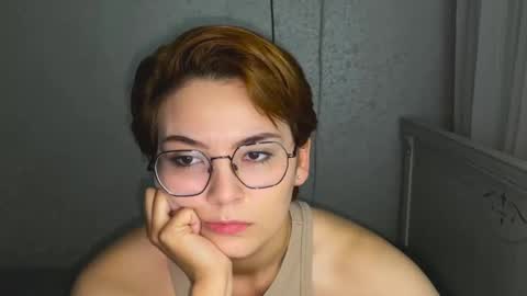 Ksenia online show from 09/29/25, 02:16