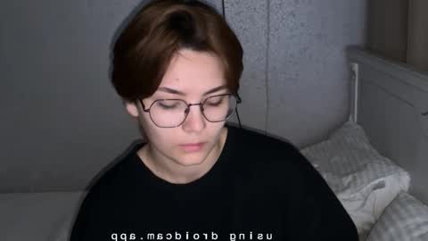 Ksenia online show from 11/11/25, 01:55