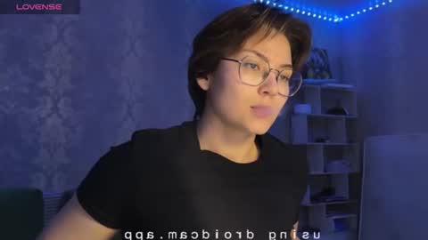 Ksenia online show from 04/12/26, 08:03