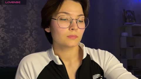 Ksenia online show from 04/15/26, 07:43