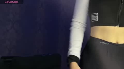 Ksenia online show from 04/18/26, 04:00