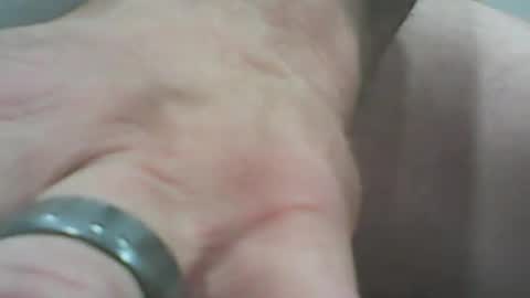 Snapshot of iceman00074 chatting on 11/18/25, 06:40 iceman00074 online show from 11/18/25, 06:40