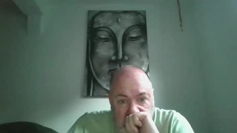 Snapshot of iceoli123 chatting on 12/26/24, 02:48 iceoli123 online show from 12/26/24, 02:48