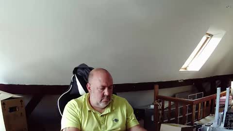 Snapshot of iceoli123 chatting on 10/01/25, 02:23 iceoli123 online show from 10/01/25, 02:23