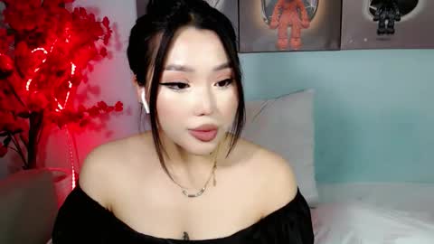 Snapshot of ichiben chatting on 09/25/25, 07:17 ichiben online show from 09/25/25, 07:17