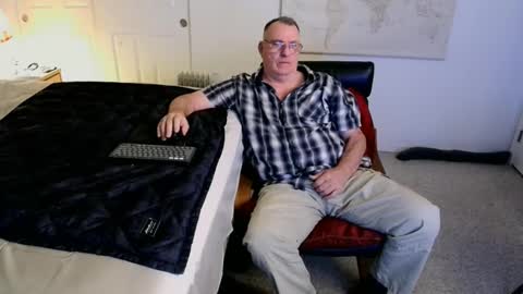 Snapshot of icihristopher chatting on 10/02/25, 04:03 Christopher online show from 10/02/25, 04:03