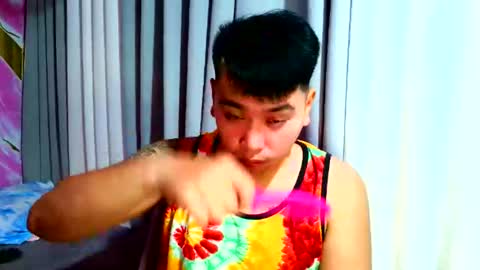 iconic_vince online show from 10/13/25, 01:55