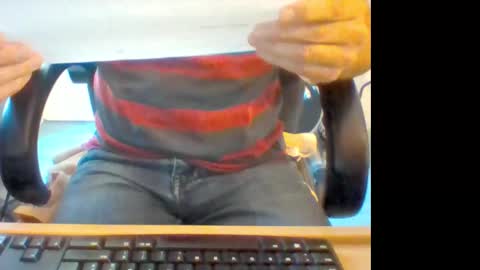 Snapshot of icumalot4you chatting on 09/19/25, 10:38 icumalot4you online show from 09/19/25, 10:38