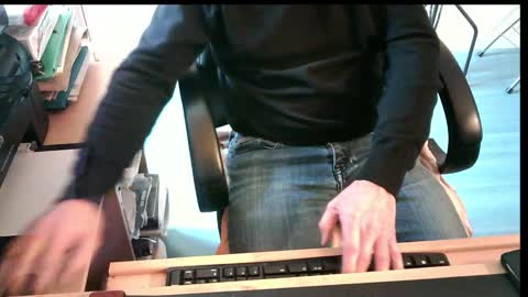 Snapshot of icumalot4you chatting on 03/24/26, 04:34 icumalot4you online show from 03/24/26, 04:34