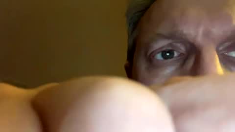 Snapshot of icums4u chatting on 12/03/24, 04:39 icums4u online show from 12/03/24, 04:39