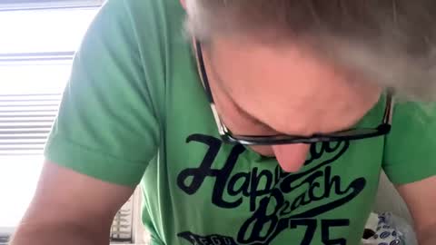 Snapshot of icums4u chatting on 12/06/24, 12:38 icums4u online show from 12/06/24, 12:38