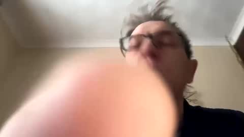 Snapshot of icums4u chatting on 12/15/24, 09:56 icums4u online show from 12/15/24, 09:56