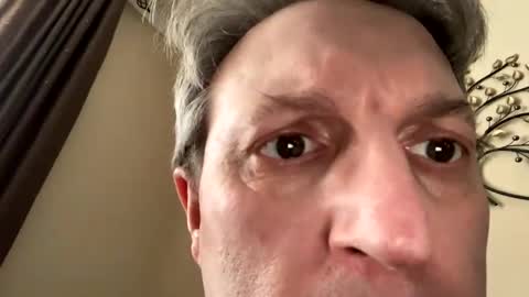 Snapshot of icums4u chatting on 01/16/25, 02:51 icums4u online show from 01/16/25, 02:51