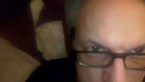 Snapshot of icums4u chatting on 01/17/25, 10:34 icums4u online show from 01/17/25, 10:34