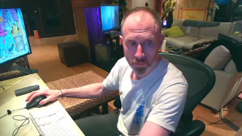 icuras online show from 04/04/26, 01:04