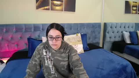 Snapshot of icysweetcam chatting on 12/05/24, 11:49 Icy online show from 12/05/24, 11:49