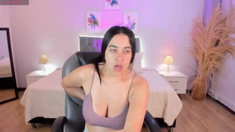 Icy online show from 02/18/26, 11:50