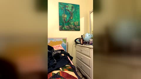 Snapshot of id10t4u chatting on 03/20/26, 04:17 id10t4u online show from 03/20/26, 04:17