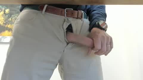 idfunguy2023 online show from 02/25/25, 12:58