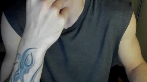 yo online show from 11/22/25, 08:41