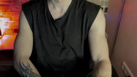 Snapshot of idkiww chatting on 03/16/26, 07:18 yo online show from 03/16/26, 07:18