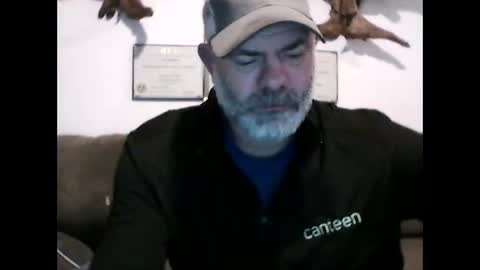 idkwhyidothis348732 online show from 01/16/25, 11:58