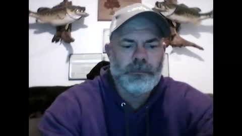 idkwhyidothis348732 online show from 01/23/25, 07:18