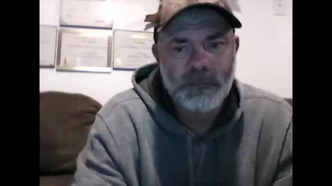 idkwhyidothis348732 online show from 03/02/25, 02:32