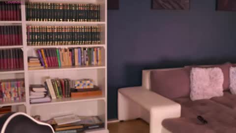 Little Flower online show from 09/08/25, 05:01