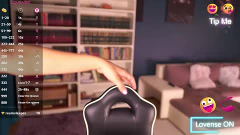 Little Flower online show from 09/13/25, 03:23