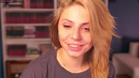 Little Flower online show from 09/14/25, 06:29