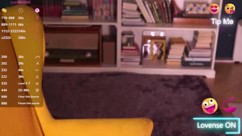 Little Flower online show from 09/22/25, 05:48