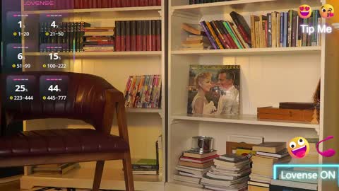 Snapshot of idontlikeguccibelts chatting on 03/06/26, 06:37 Little Flower online show from 03/06/26, 06:37