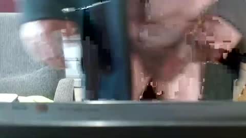 Snapshot of iflash4u chatting on 04/25/26, 12:52 iflash4u online show from 04/25/26, 12:52