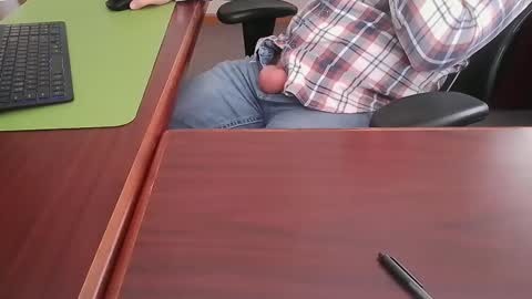 Hung office Stud online show from 01/23/25, 04:04