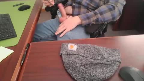 Hung office Stud online show from 02/18/25, 06:15