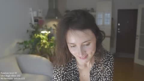 Belle online show from 09/15/25, 11:10