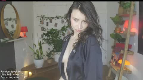 Snapshot of ifyouleave chatting on 04/06/26, 10:49 Belle online show from 04/06/26, 10:49