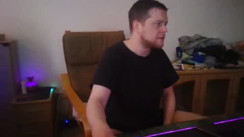 Snapshot of igaveyoupower chatting on 04/02/26, 01:42 igaveyoupower online show from 04/02/26, 01:42