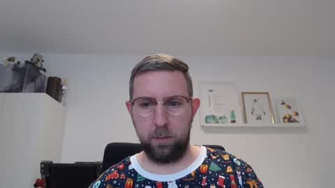 Snapshot of iggi2707 chatting on 12/06/24, 08:26 ner d online show from 12/06/24, 08:26