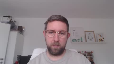 Snapshot of iggi2707 chatting on 01/06/25, 10:46 ner d online show from 01/06/25, 10:46