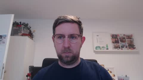 Snapshot of iggi2707 chatting on 01/21/25, 09:35 ner d online show from 01/21/25, 09:35