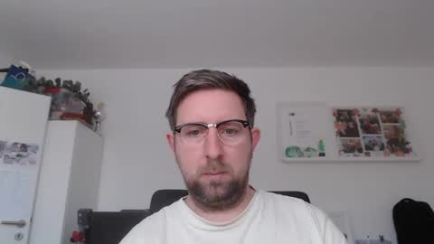 Snapshot of iggi2707 chatting on 01/25/25, 10:40 ner d online show from 01/25/25, 10:40