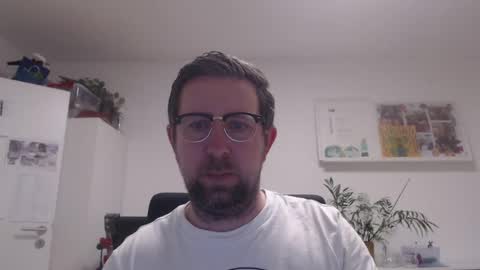 Snapshot of iggi2707 chatting on 02/23/25, 05:50 ner d online show from 02/23/25, 05:50