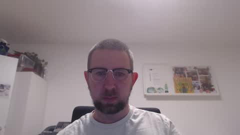 Snapshot of iggi2707 chatting on 03/05/25, 06:23 ner d online show from 03/05/25, 06:23