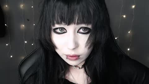 Snapshot of iiiiiiis chatting on 04/16/26, 09:39 iiiiiiis online show from 04/16/26, 09:39