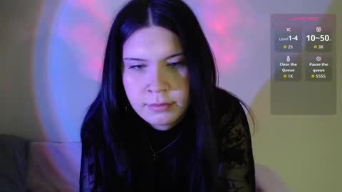 Vella online show from 11/18/25, 06:34