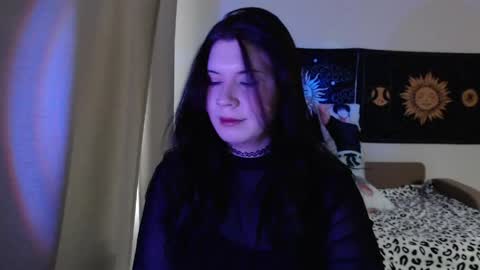 Vella online show from 05/04/26, 02:02